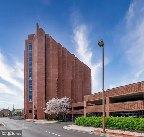 2515 Boston St #201, Baltimore, MD 21224