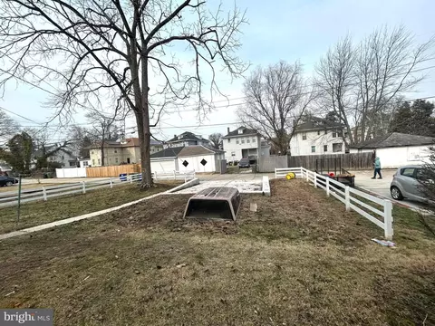 Exterior - 3302 Fairview Ave, Baltimore, MD 21216 photo 3 of 8