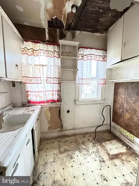 Kitchen - 3302 Fairview Ave, Baltimore, MD 21216 photo 1 of 1
