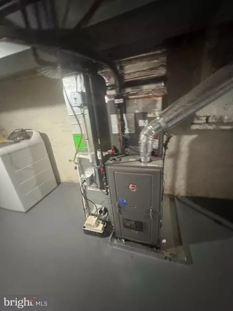 Other - 2404 E Madison St, Baltimore, MD 21205 photo 5 of 6