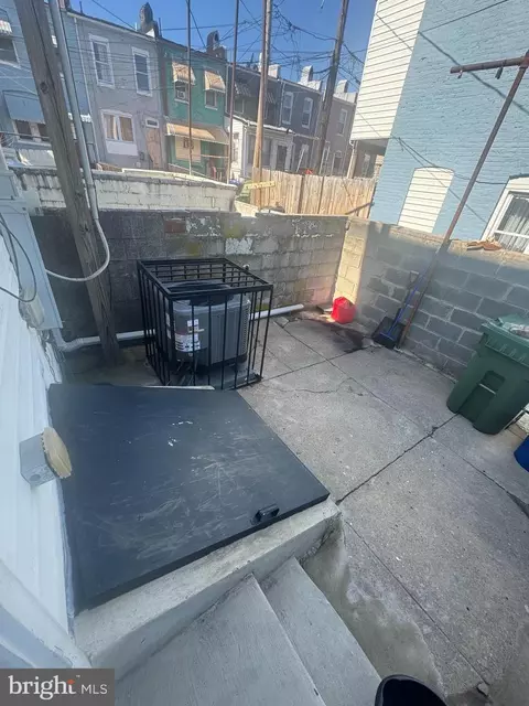 Exterior - 2404 E Madison St, Baltimore, MD 21205 photo 4 of 5