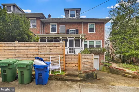 Exterior - 3953 Cloverhill Rd, Baltimore, MD 21218 photo 5 of 8