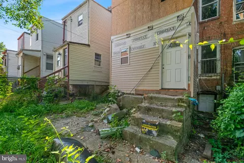 Exterior - 2906 Violet Ave, Baltimore, MD 21215 photo 1 of 4