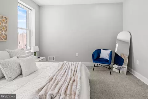 Bedroom - 2956 Greenmount Ave, Baltimore, MD 21218 photo 3 of 5