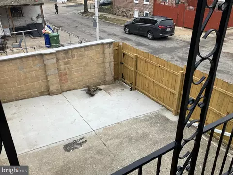 Exterior - 3236 Lyndale Ave, Baltimore, MD 21213 photo 2 of 2