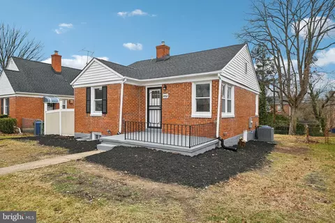 4902 Gilray Dr, Baltimore, MD 21214 photo 4