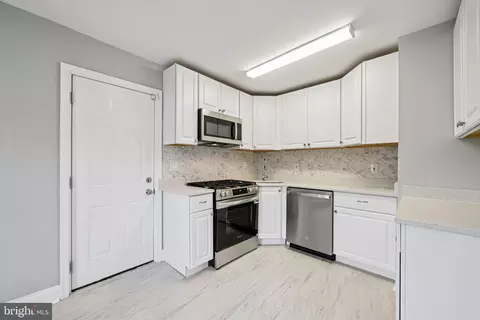 4902 Gilray Dr, Baltimore, MD 21214 photo 16