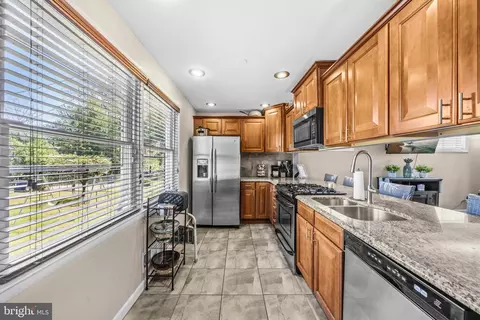 Kitchen - 5212 Fredcrest Rd, Baltimore, MD 21229 photo 1 of 2