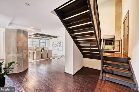 Entry Way - 1200 Steuart St #1111, Baltimore, MD 21230 photo 3 of 3