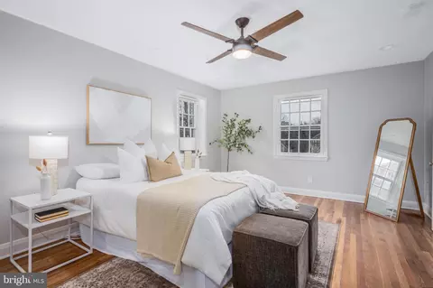 207 Saint Dunstans Rd, Baltimore, MD 21212 photo 14