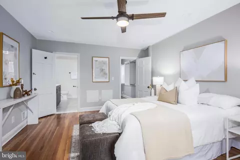 207 Saint Dunstans Rd, Baltimore, MD 21212 photo 15