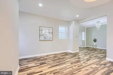 Living - 5706 Berkeley Ave, Baltimore, MD 21215 photo 2 of 8