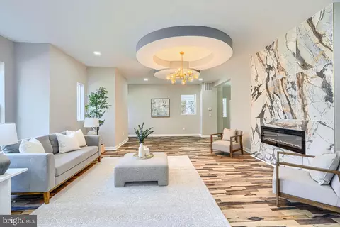 Living - 5706 Berkeley Ave, Baltimore, MD 21215 photo 6 of 8