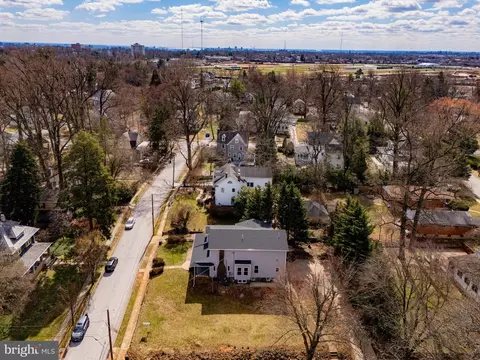 View/Area - 5706 Berkeley Ave, Baltimore, MD 21215 photo 2 of 6