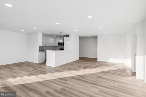 7121 Park Heights Ave #310, Baltimore, MD 21215