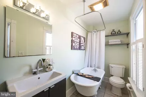 Bath - 3 E Ostend St, Baltimore, MD 21230 photo 1 of 1