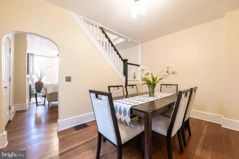Entry Way - 3 E Ostend St, Baltimore, MD 21230 photo 4 of 7