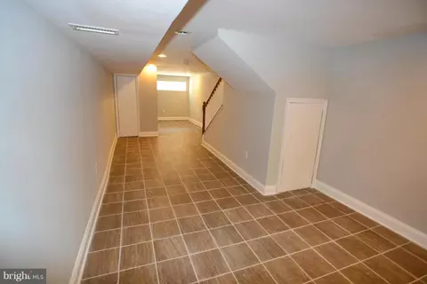Entry Way - 1009 N Washington St N, Baltimore, MD 21205 photo 2 of 2
