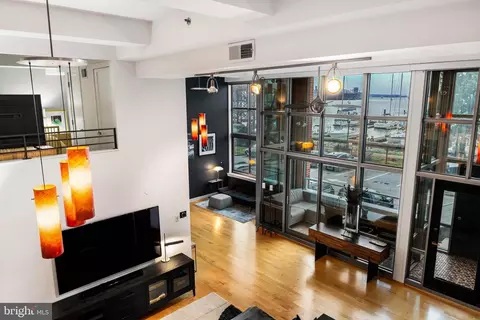 2901 Boston St #102, Baltimore, MD 21224