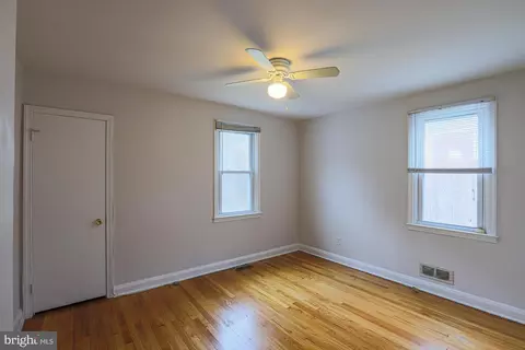 Bedroom - 5437 Omaha Ave, Baltimore, MD 21206 photo 2 of 5