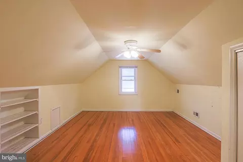 Bedroom - 5437 Omaha Ave, Baltimore, MD 21206 photo 3 of 5