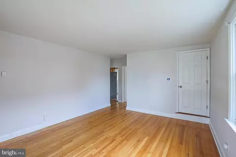Living - 5437 Omaha Ave, Baltimore, MD 21206 photo 1 of 3