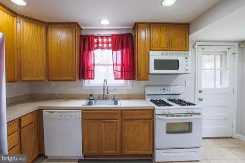 Kitchen - 5437 Omaha Ave, Baltimore, MD 21206 photo 1 of 1