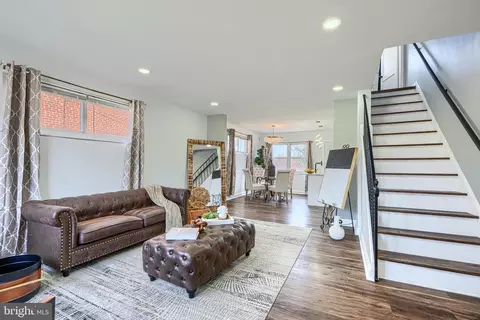 Entry Way - 5327 Todd Ave, Baltimore, MD 21206 photo 1 of 5