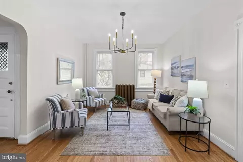 Living - 702 Deepdene Rd, Baltimore, MD 21210 photo 2 of 2