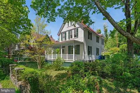 Exterior - 702 Deepdene Rd, Baltimore, MD 21210 photo 10 of 11