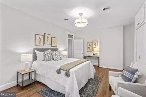 Bedroom - 702 Deepdene Rd, Baltimore, MD 21210 photo 6 of 9