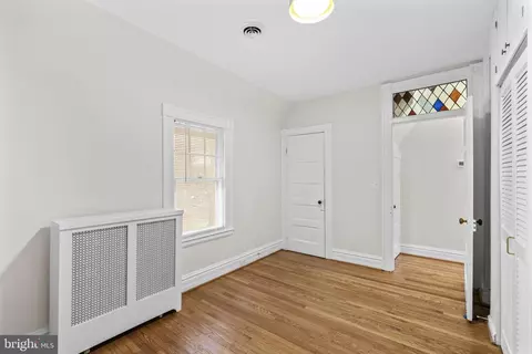 Bedroom - 702 Deepdene Rd, Baltimore, MD 21210 photo 5 of 9