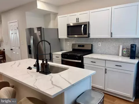 129 N Rose St, Baltimore, MD 21224