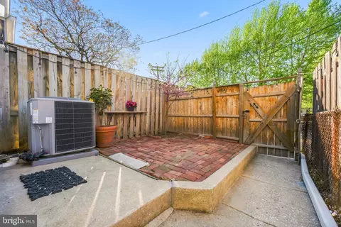 Exterior - 660 Washington Blvd, Baltimore, MD 21230 photo 4 of 14