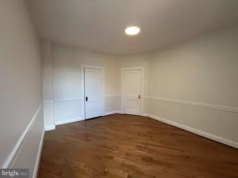 Bedroom - 3217 Shannon Dr, Baltimore, MD 21213 photo 4 of 5