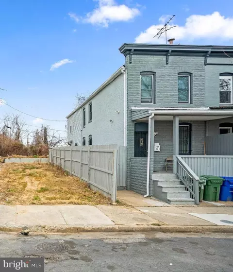 500 E 26th St, Baltimore, MD 21218 photo 2