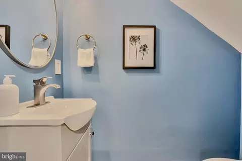 Other - 4 S East Ave, Baltimore, MD 21224 photo 6 of 11