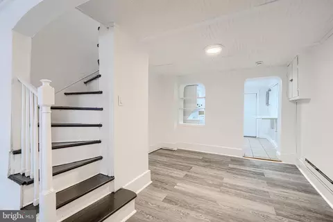Entry Way - 2015 Spark Ct, Baltimore, MD 21231 photo 1 of 1