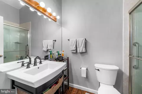 Bath - 2920 Toone St, Baltimore, MD 21224 photo 4 of 4