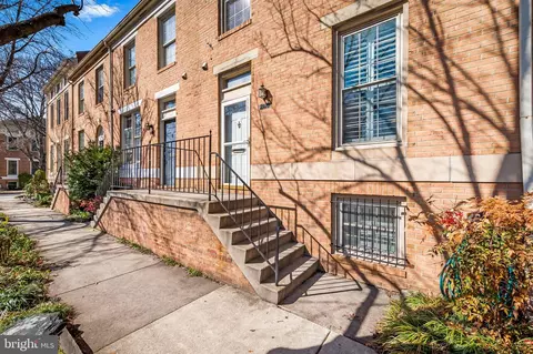Exterior - 2920 Toone St, Baltimore, MD 21224 photo 4 of 8