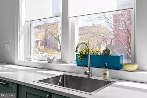 Kitchen - 2500 Brookfield Ave, Baltimore, MD 21217 photo 7 of 7