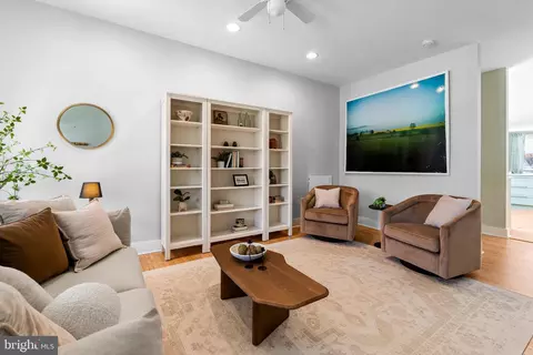 Living - 2500 Brookfield Ave, Baltimore, MD 21217 photo 1 of 1