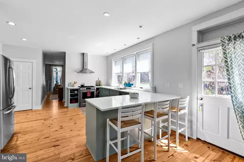 Kitchen - 2500 Brookfield Ave, Baltimore, MD 21217 photo 3 of 7
