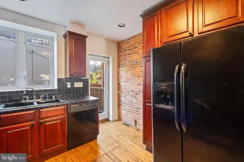 Entry Way - 1407 Webster St, Baltimore, MD 21230 photo 1 of 4