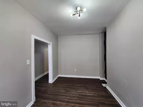 Entry Way - 1634 N Wolfe St, Baltimore, MD 21213 photo 2 of 11