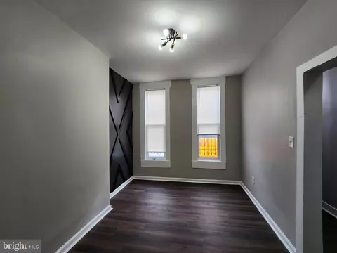 Living - 1634 N Wolfe St, Baltimore, MD 21213 photo 2 of 3