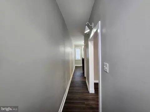 Entry Way - 1634 N Wolfe St, Baltimore, MD 21213 photo 1 of 11