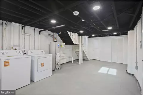 Other - 402 Westgate Rd, Baltimore, MD 21229 photo 9 of 11