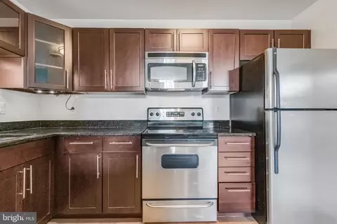 Kitchen - 1011 Hunter St #E-4, Baltimore, MD 21202 photo 5 of 6