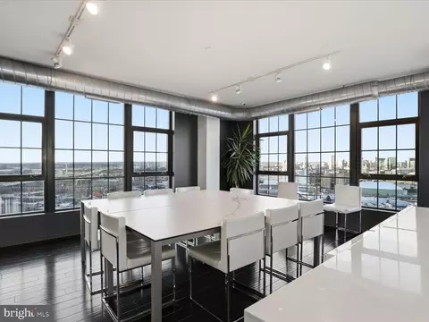 Dining - 1200 Steuart St #1035, Baltimore, MD 21230 photo 4 of 4